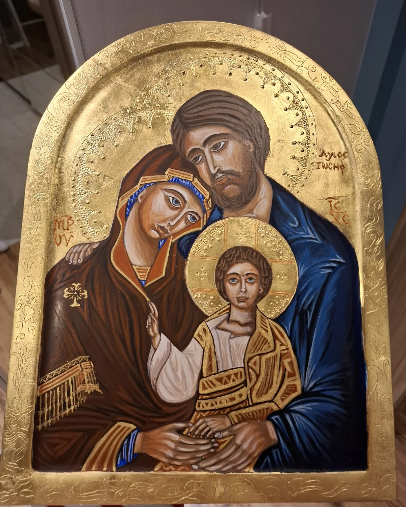 Ikona Świętej Rodziny, złocona